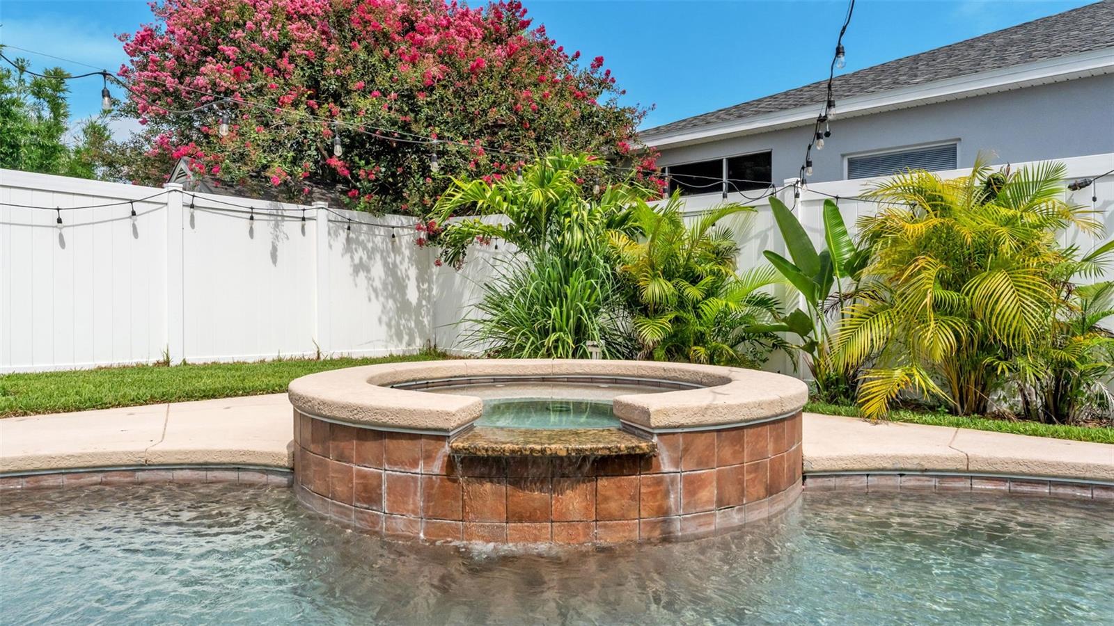 TOWNE PARK ESTATES - Residential