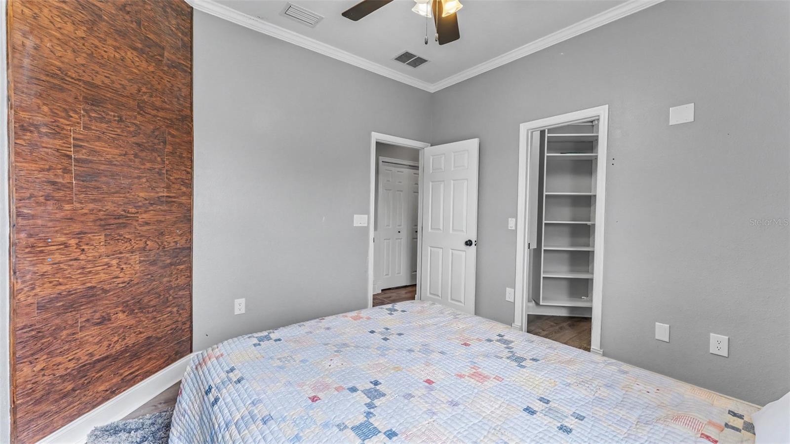 TOWNE PARK ESTATES - Residential