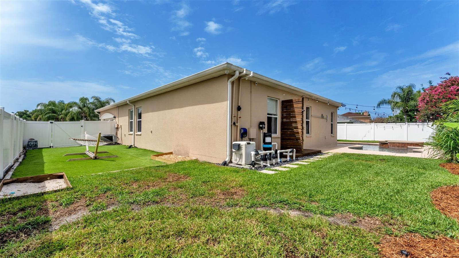 TOWNE PARK ESTATES - Residential