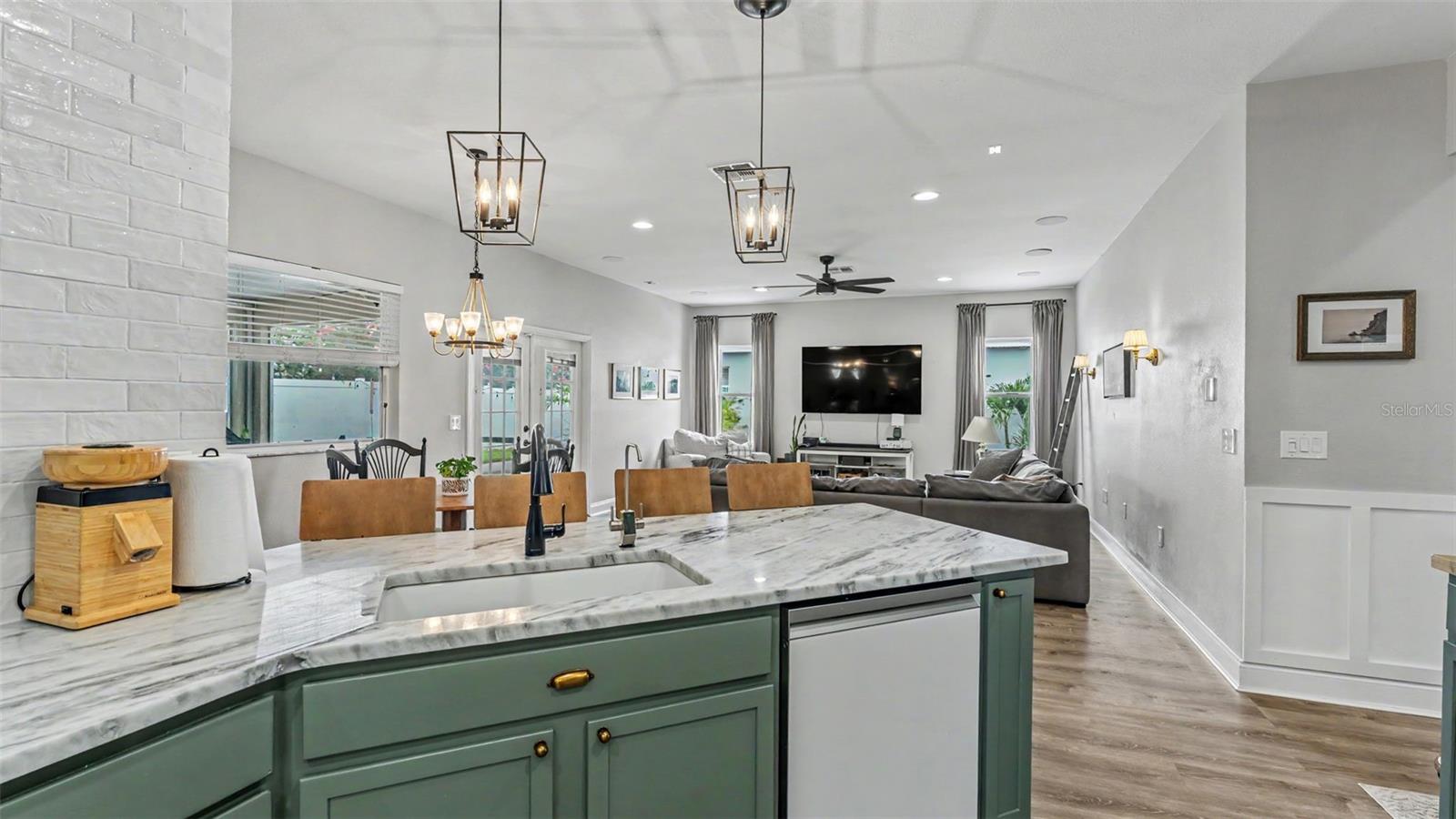 TOWNE PARK ESTATES - Residential