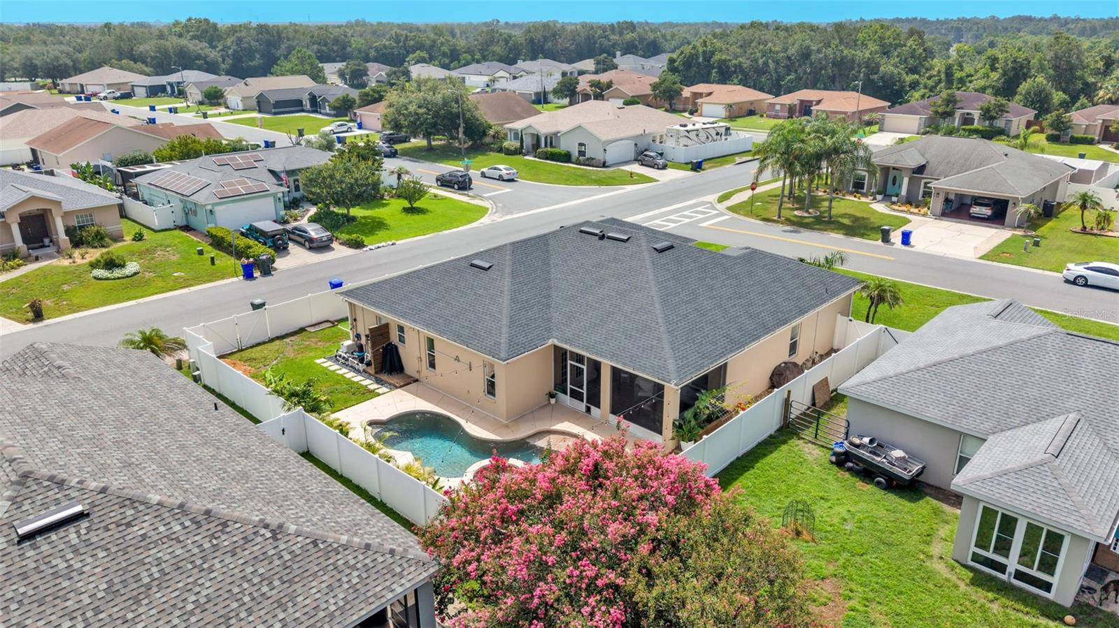 TOWNE PARK ESTATES - Residential