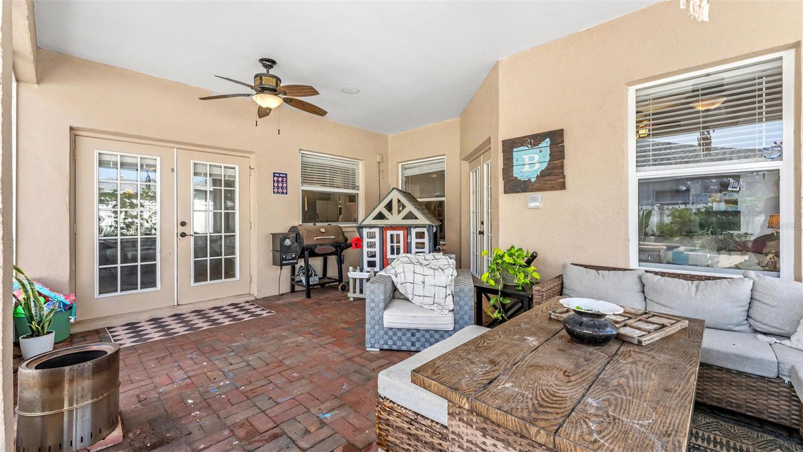 TOWNE PARK ESTATES - Residential