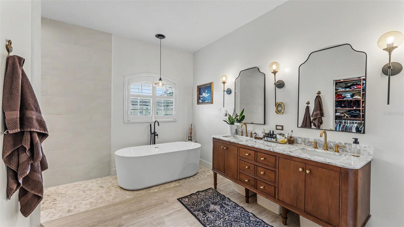 TOWNE PARK ESTATES - Residential