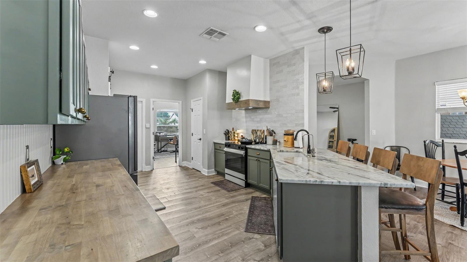 TOWNE PARK ESTATES - Residential