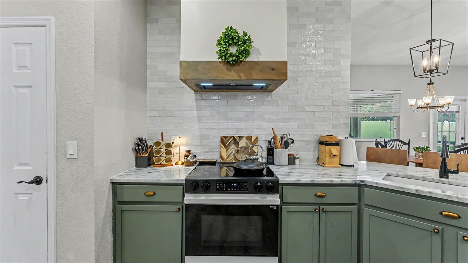 TOWNE PARK ESTATES - Residential