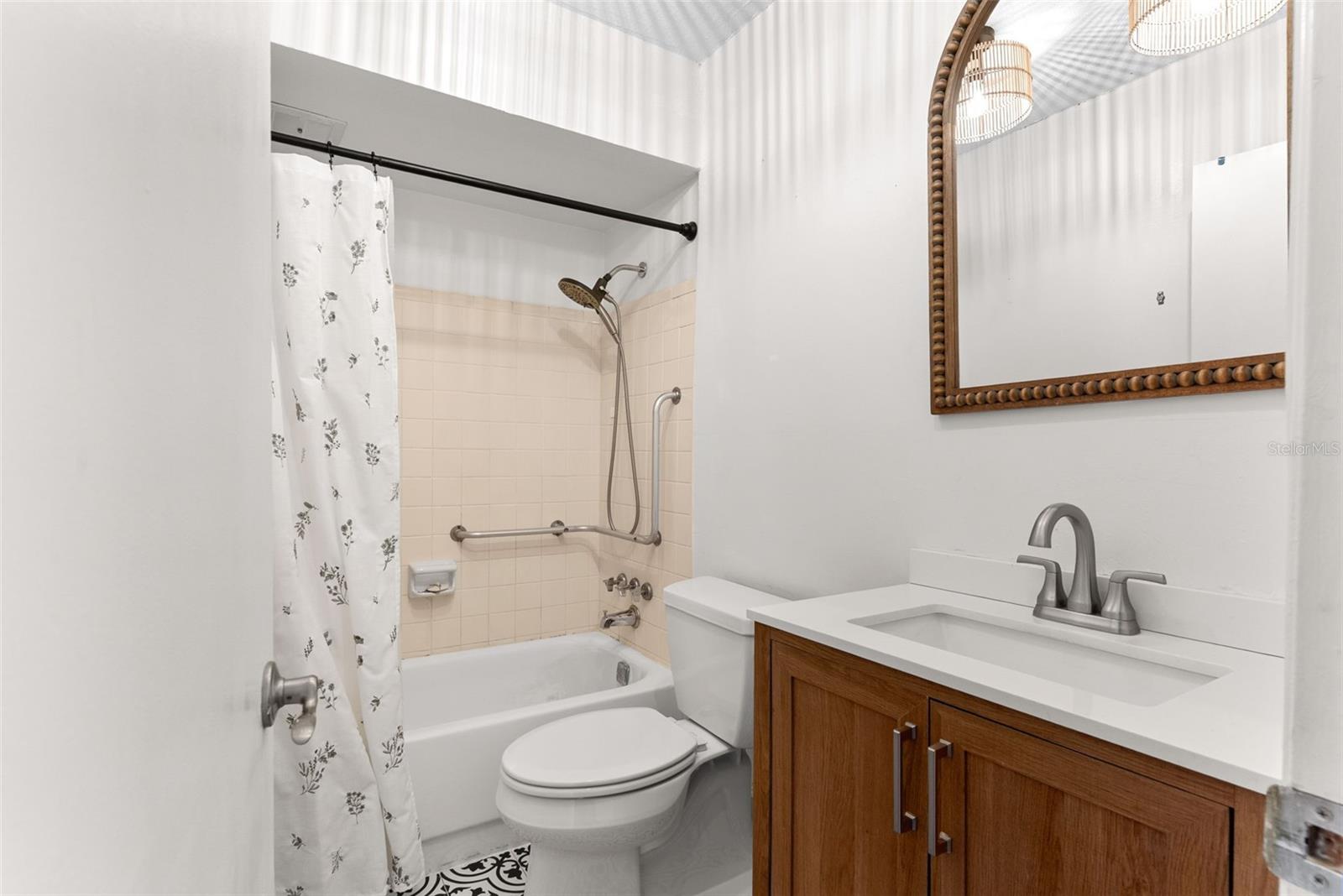 SEMINOLE GARDEN APTS CO-OP - Residential