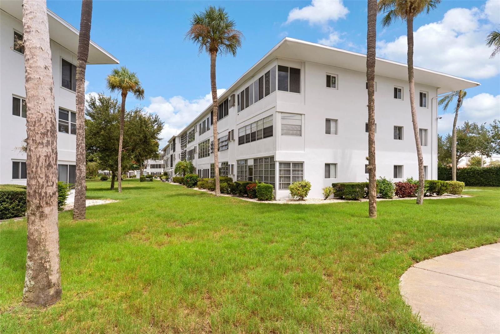 SEMINOLE GARDEN APTS CO-OP - Residential