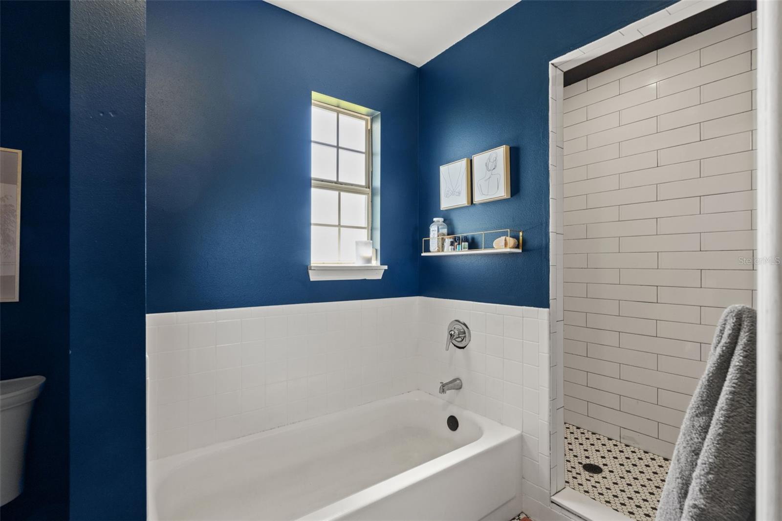 CLAIREVIEW SUB - Residential