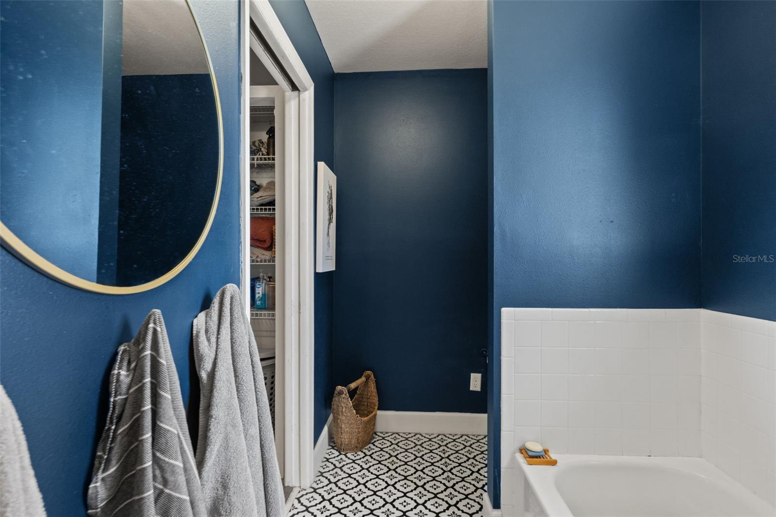 CLAIREVIEW SUB - Residential