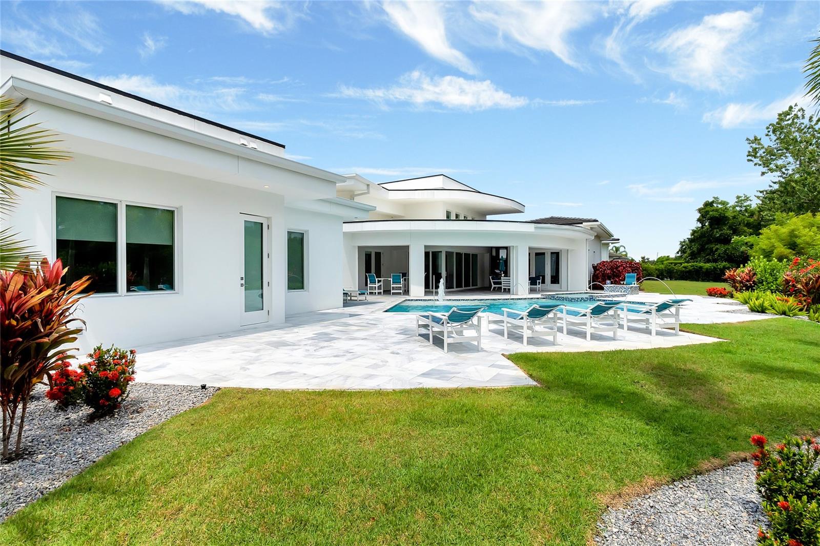 SAWYER SOUND - Residential