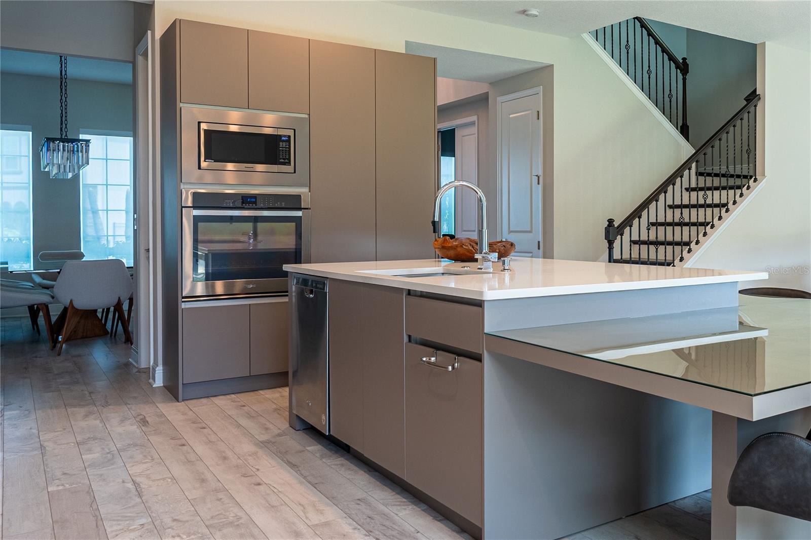 ESTATES/PARKSIDE - Residential
