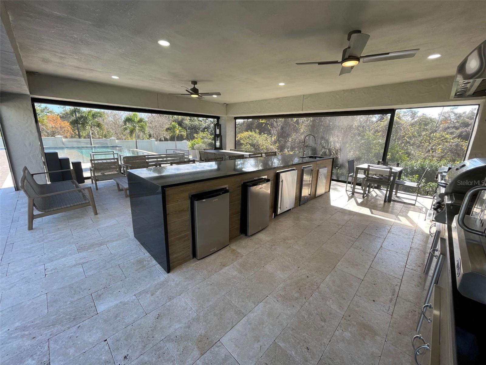 ESTATES/PARKSIDE - Residential