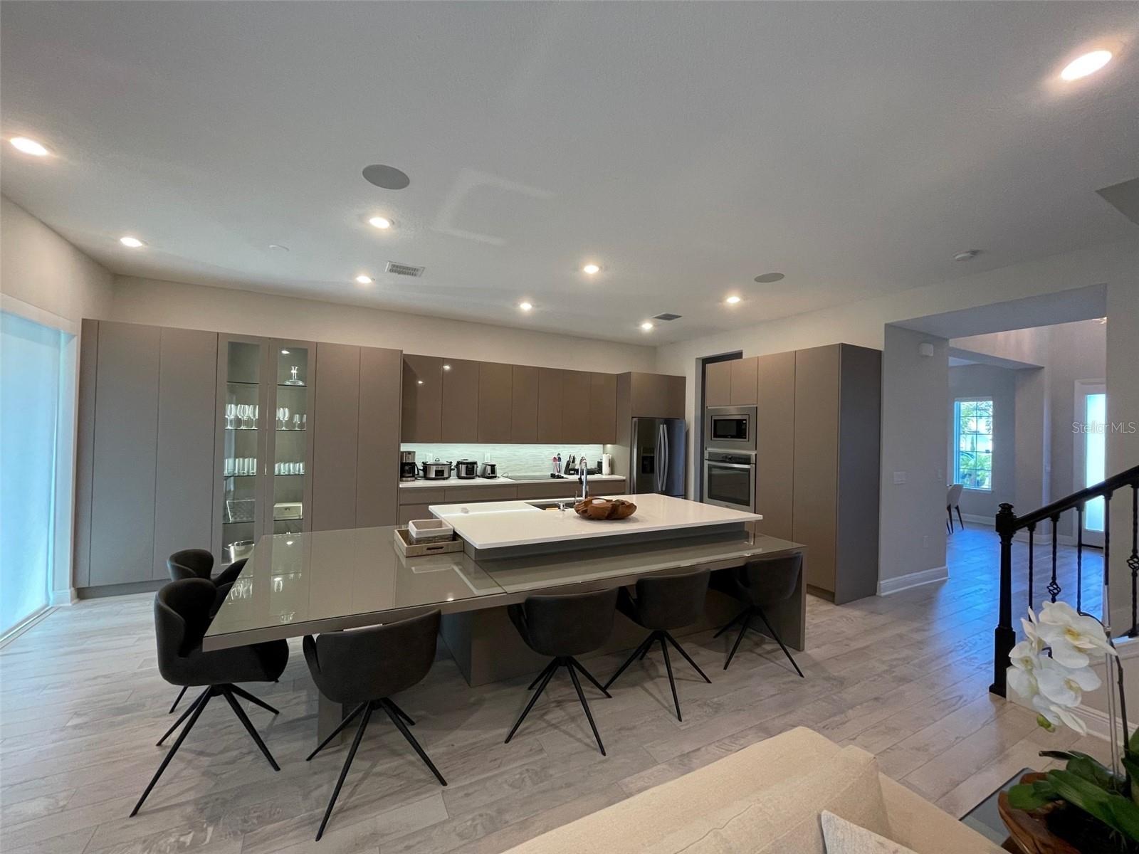 ESTATES/PARKSIDE - Residential