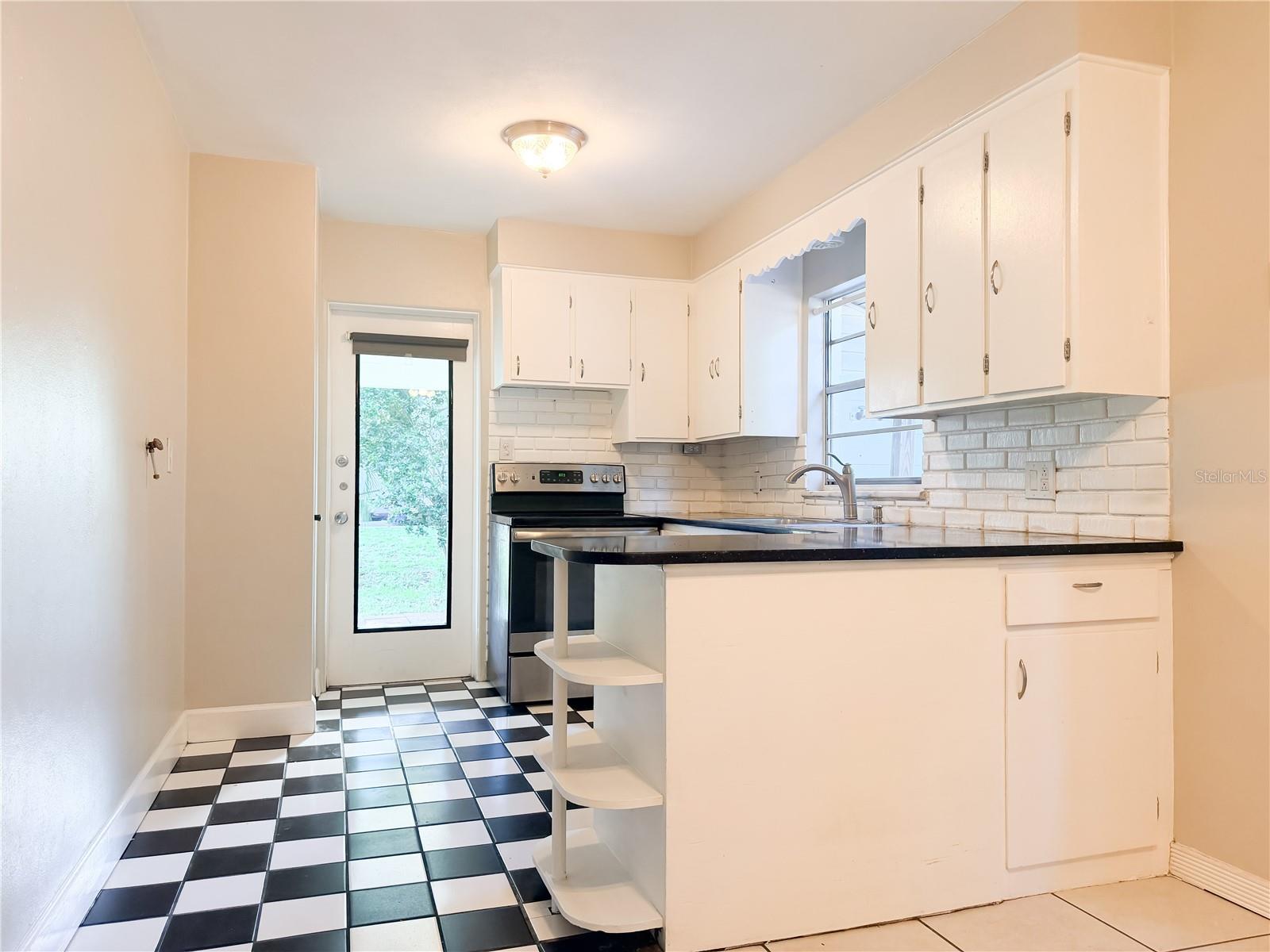 LONGWOOD - Residential