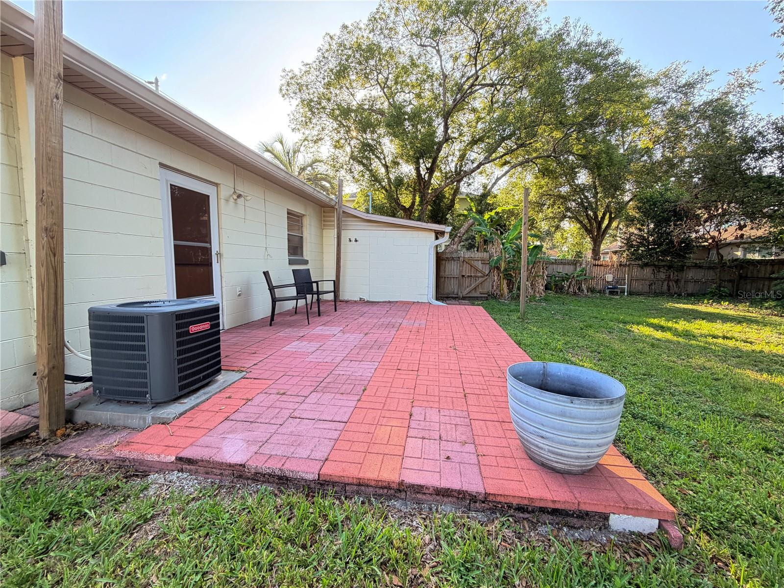 LONGWOOD - Residential