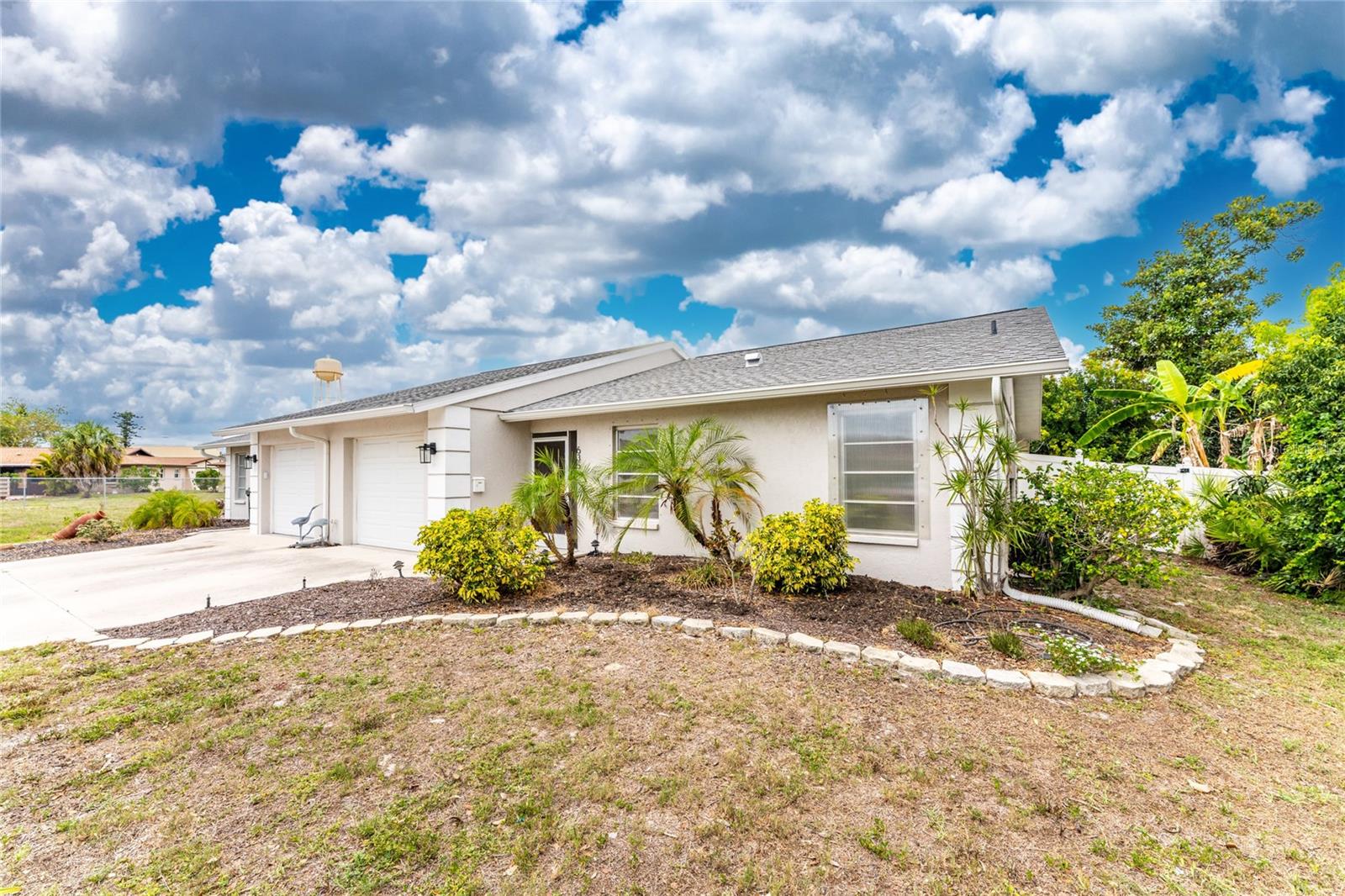 DEER CREEK WOODS - Residential Income