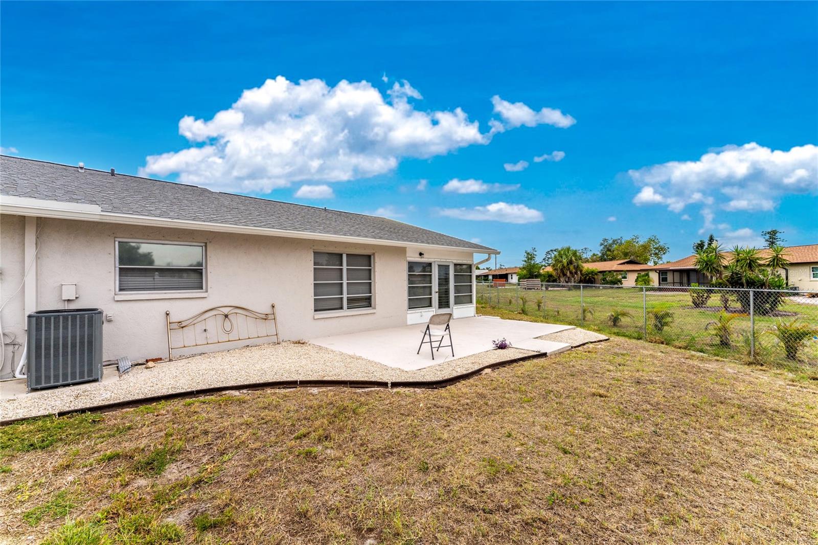 DEER CREEK WOODS - Residential Income
