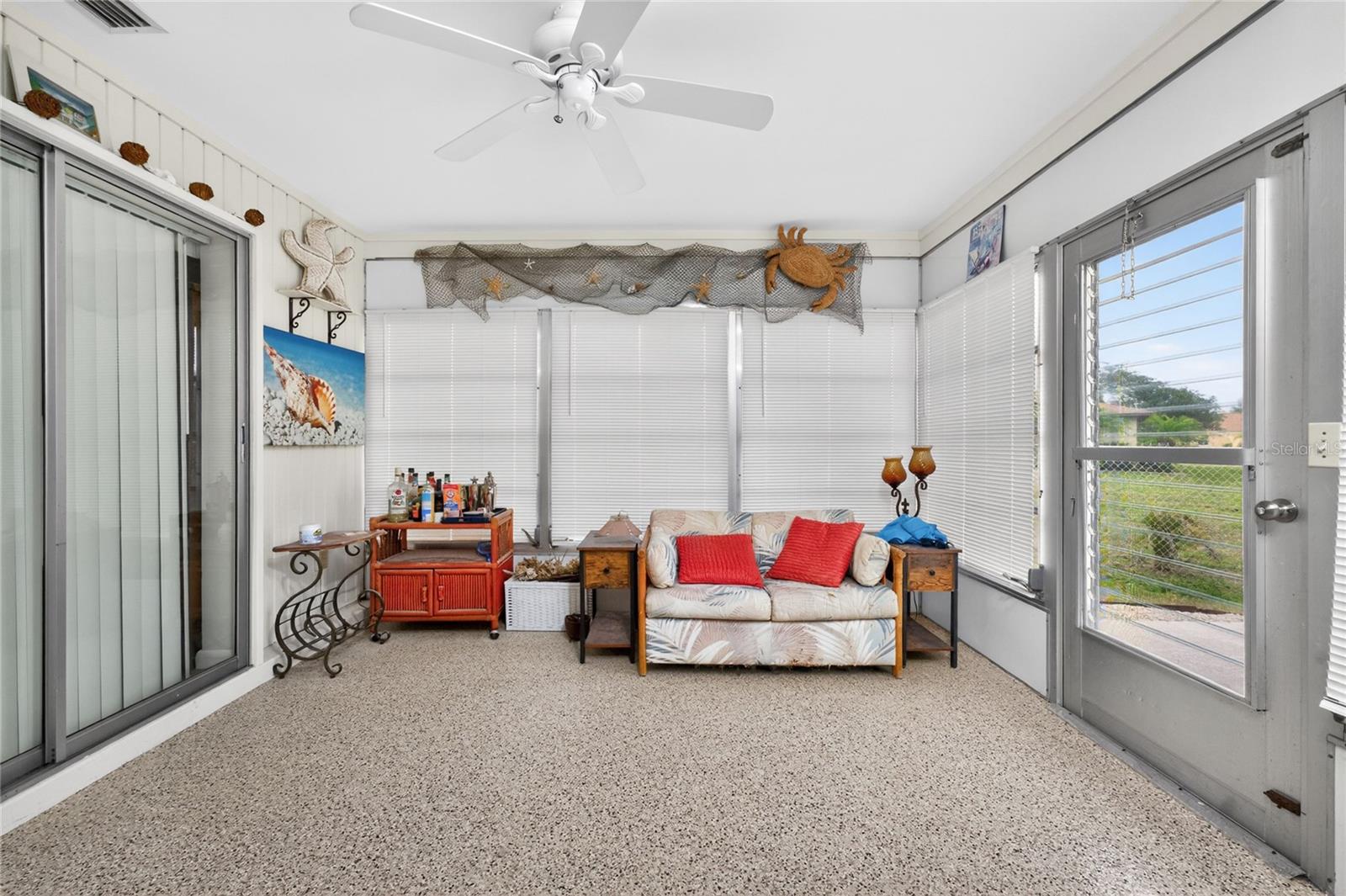 DEER CREEK WOODS - Residential Income