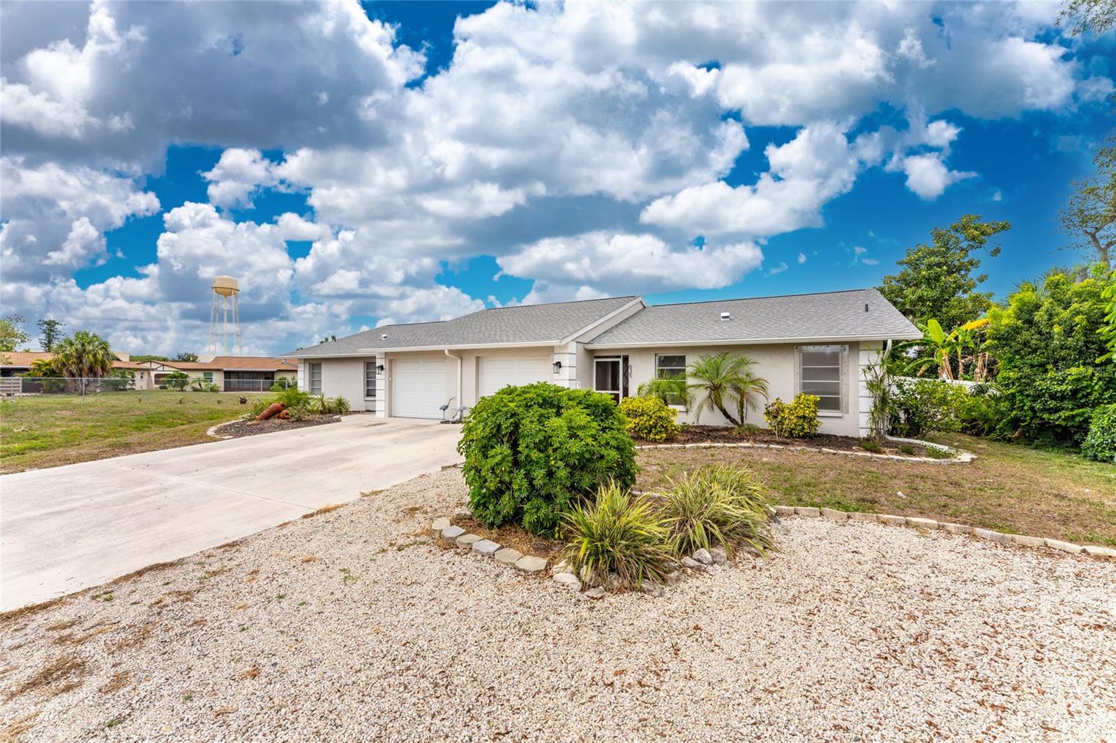 DEER CREEK WOODS - Residential Income