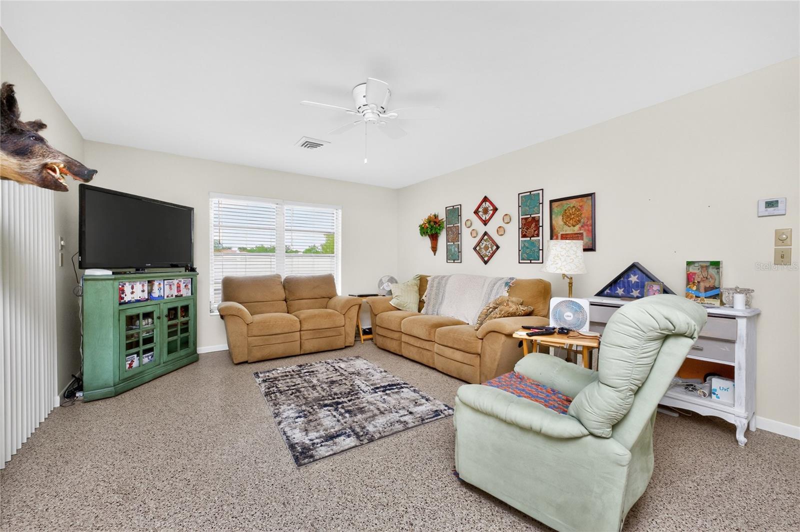 DEER CREEK WOODS - Residential Income