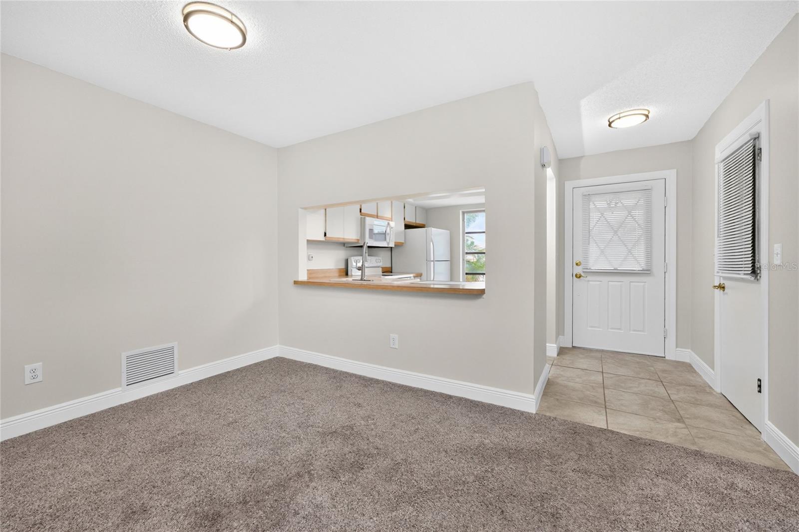 DEER CREEK WOODS - Residential Income