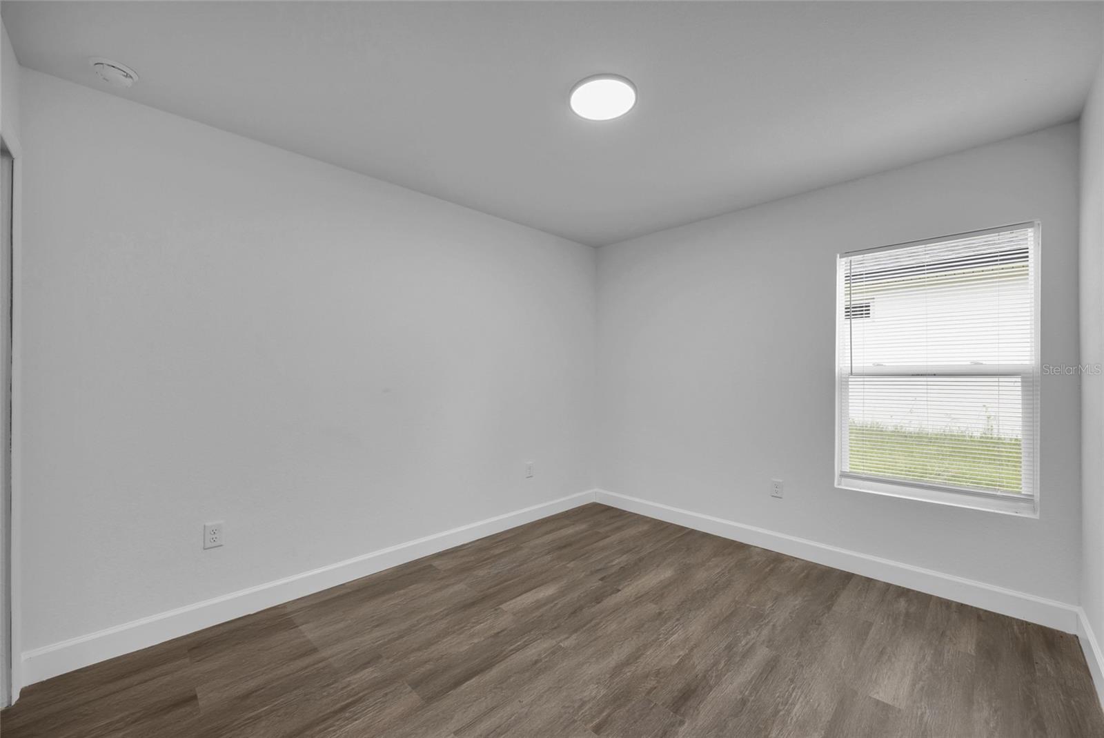 ROSELAND PARK - Residential