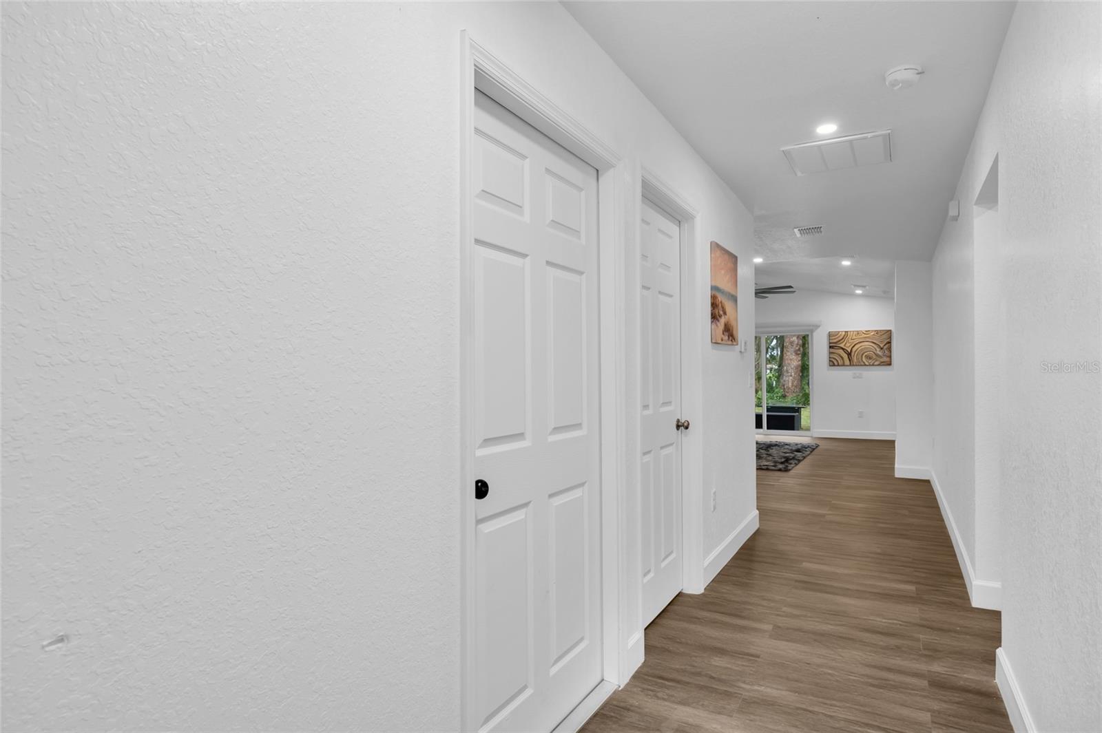 ROSELAND PARK - Residential