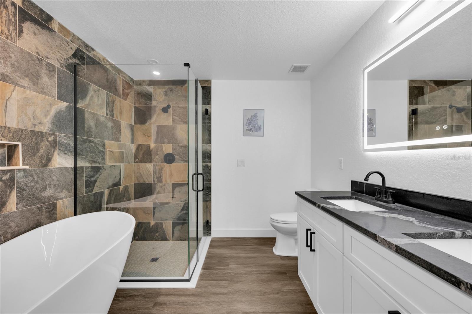 ROSELAND PARK - Residential