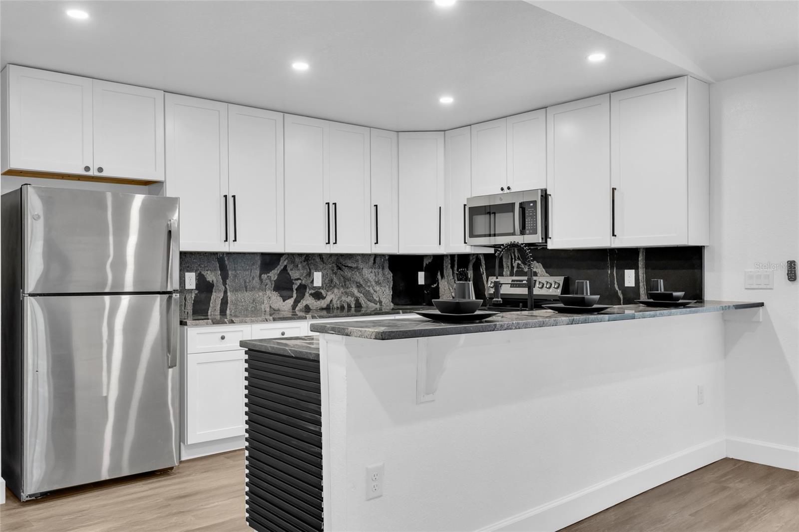 ROSELAND PARK - Residential