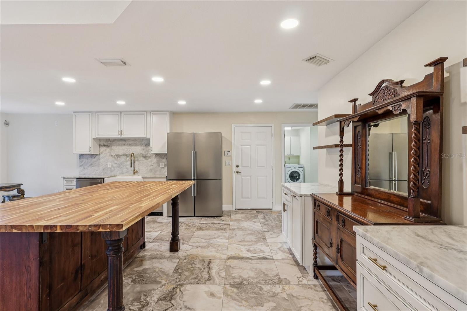 ACREAGE - Residential
