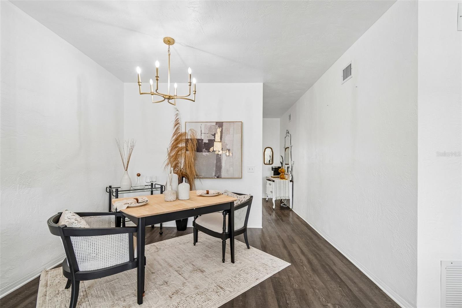 CLEARVIEW OAKS PARADISE - Residential