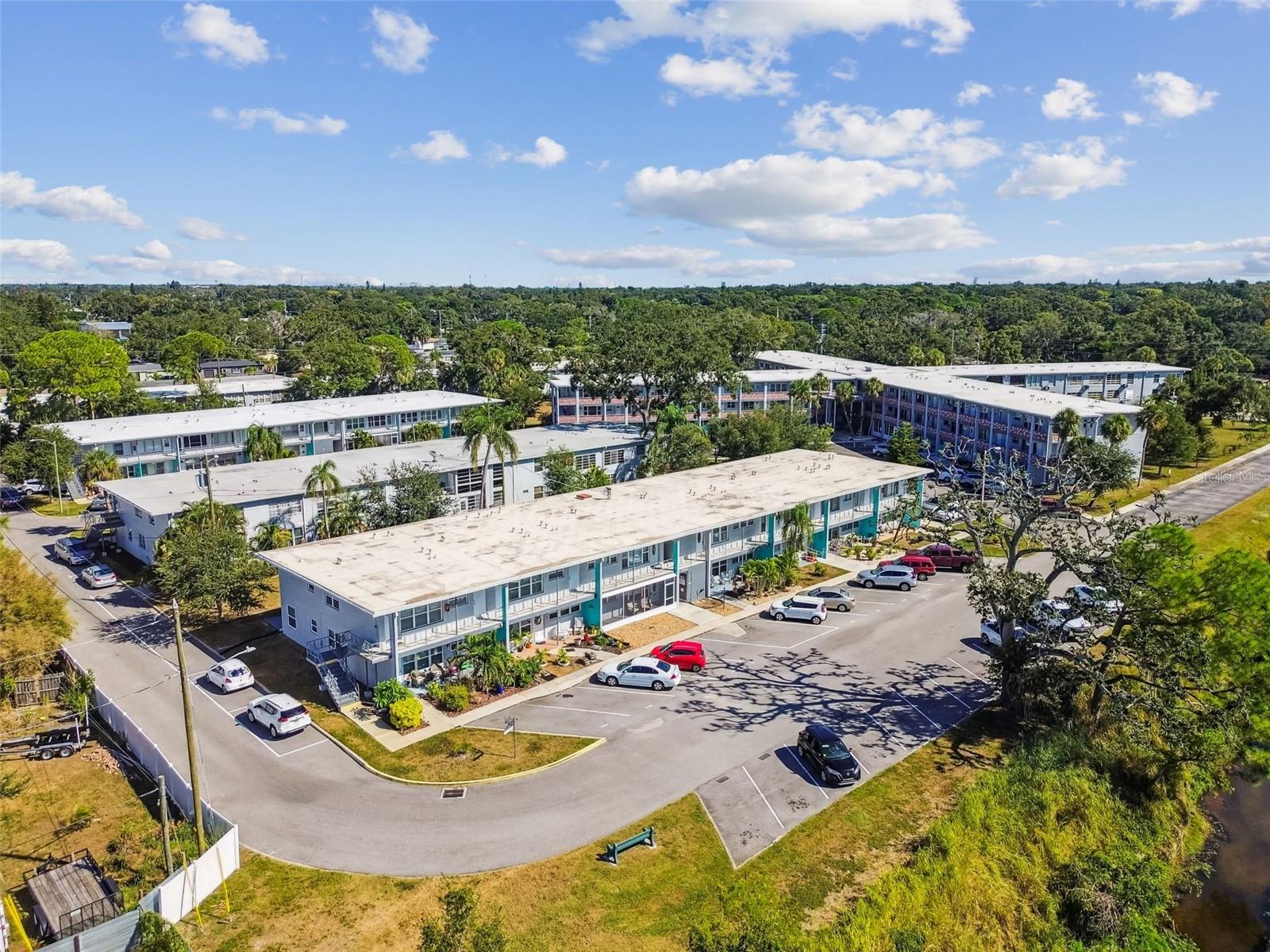 CLEARVIEW OAKS PARADISE - Residential