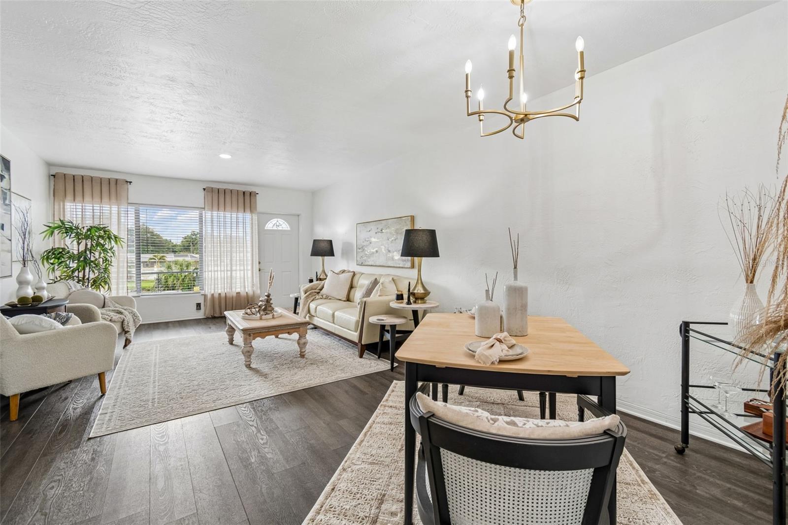 CLEARVIEW OAKS PARADISE - Residential