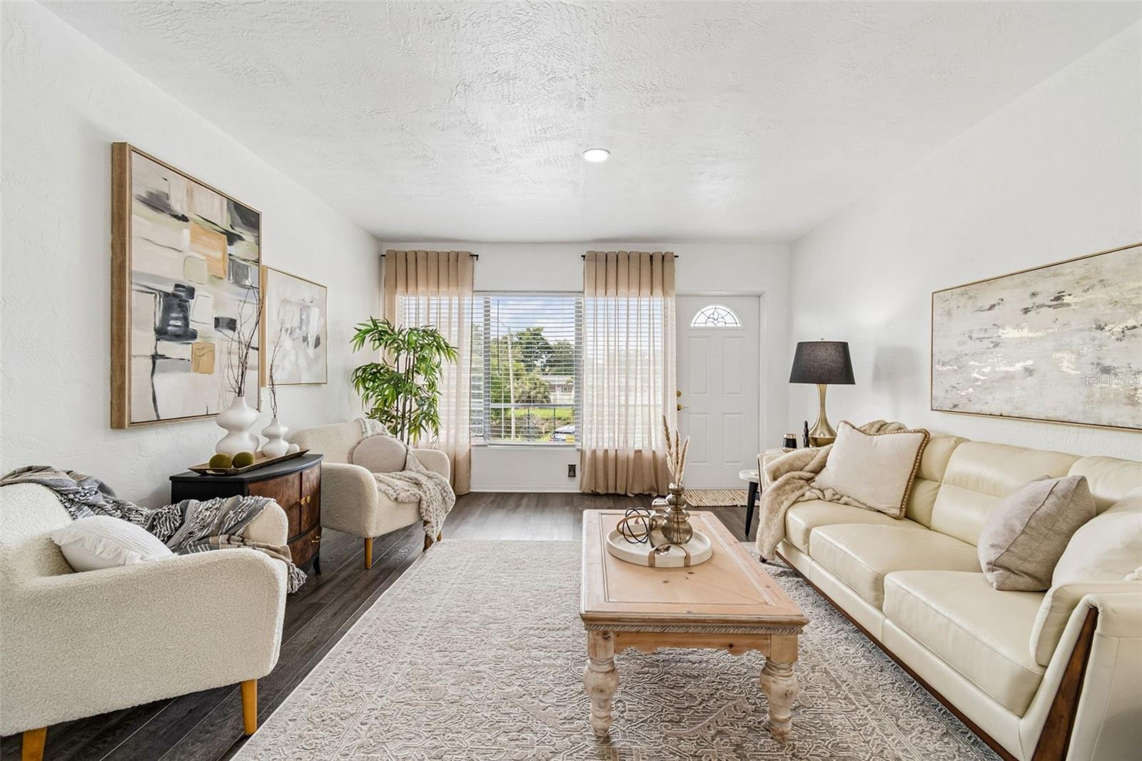 CLEARVIEW OAKS PARADISE - Residential