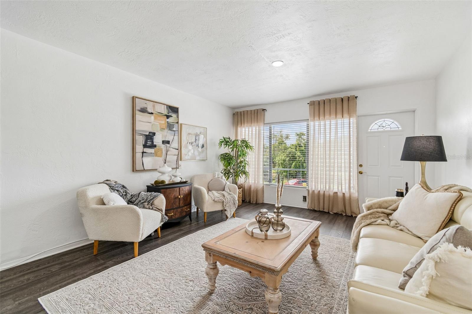 CLEARVIEW OAKS PARADISE - Residential