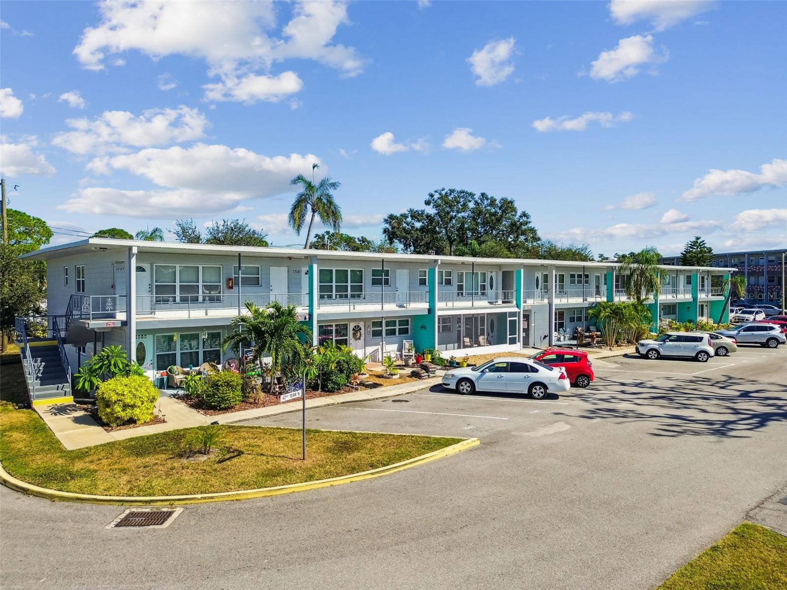 CLEARVIEW OAKS PARADISE - Residential