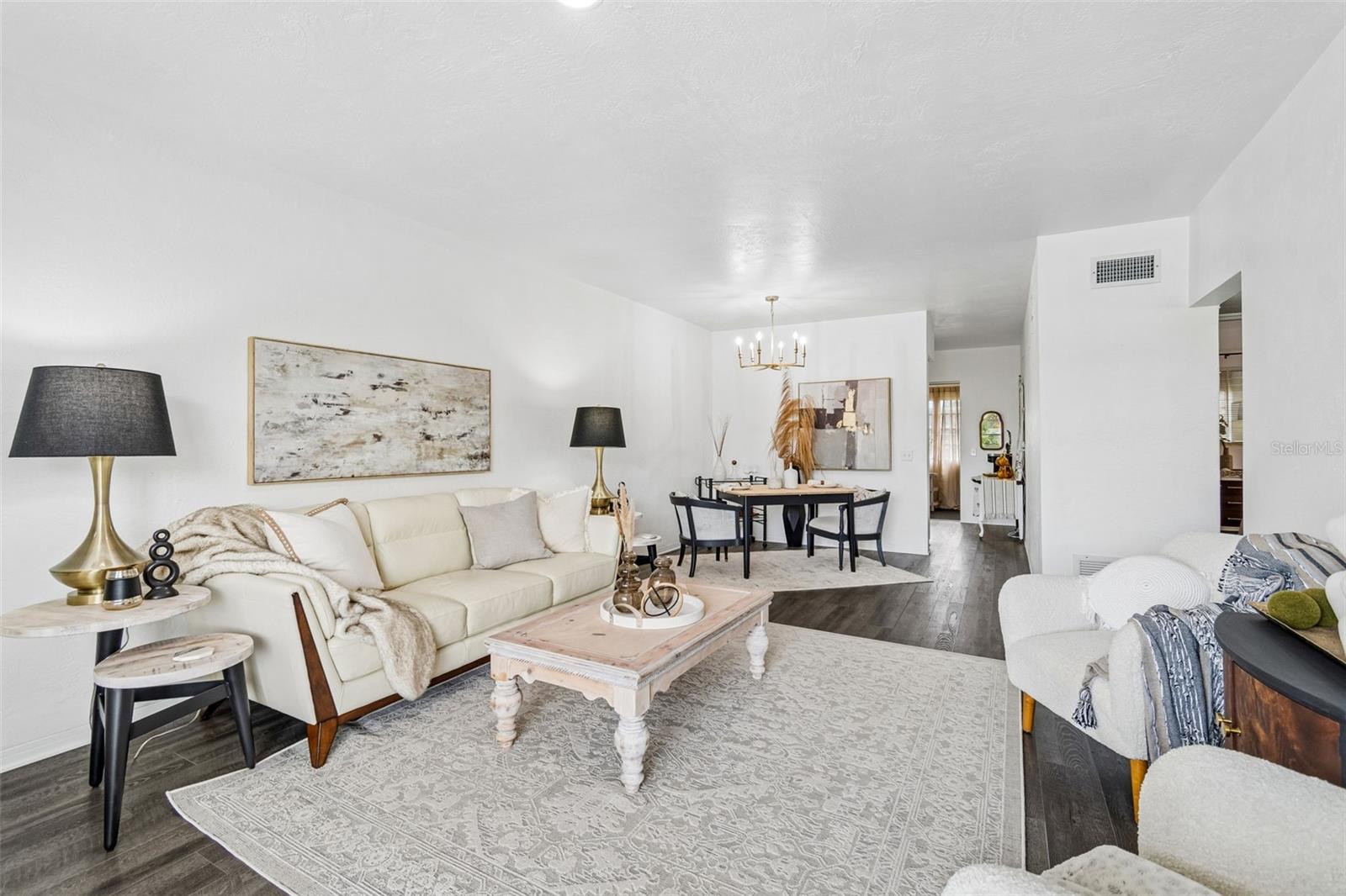 CLEARVIEW OAKS PARADISE - Residential