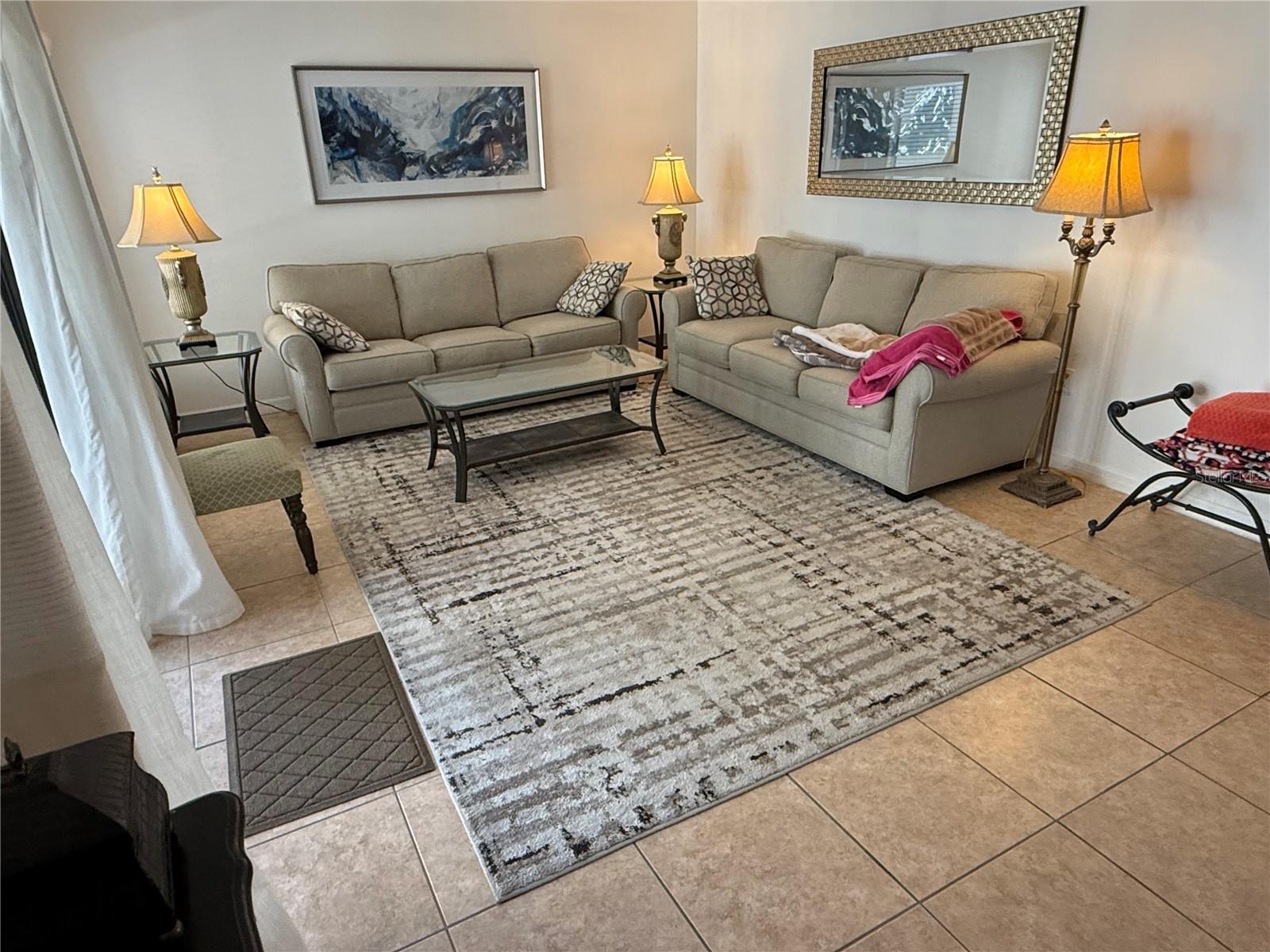 BAY OAKS - Residential