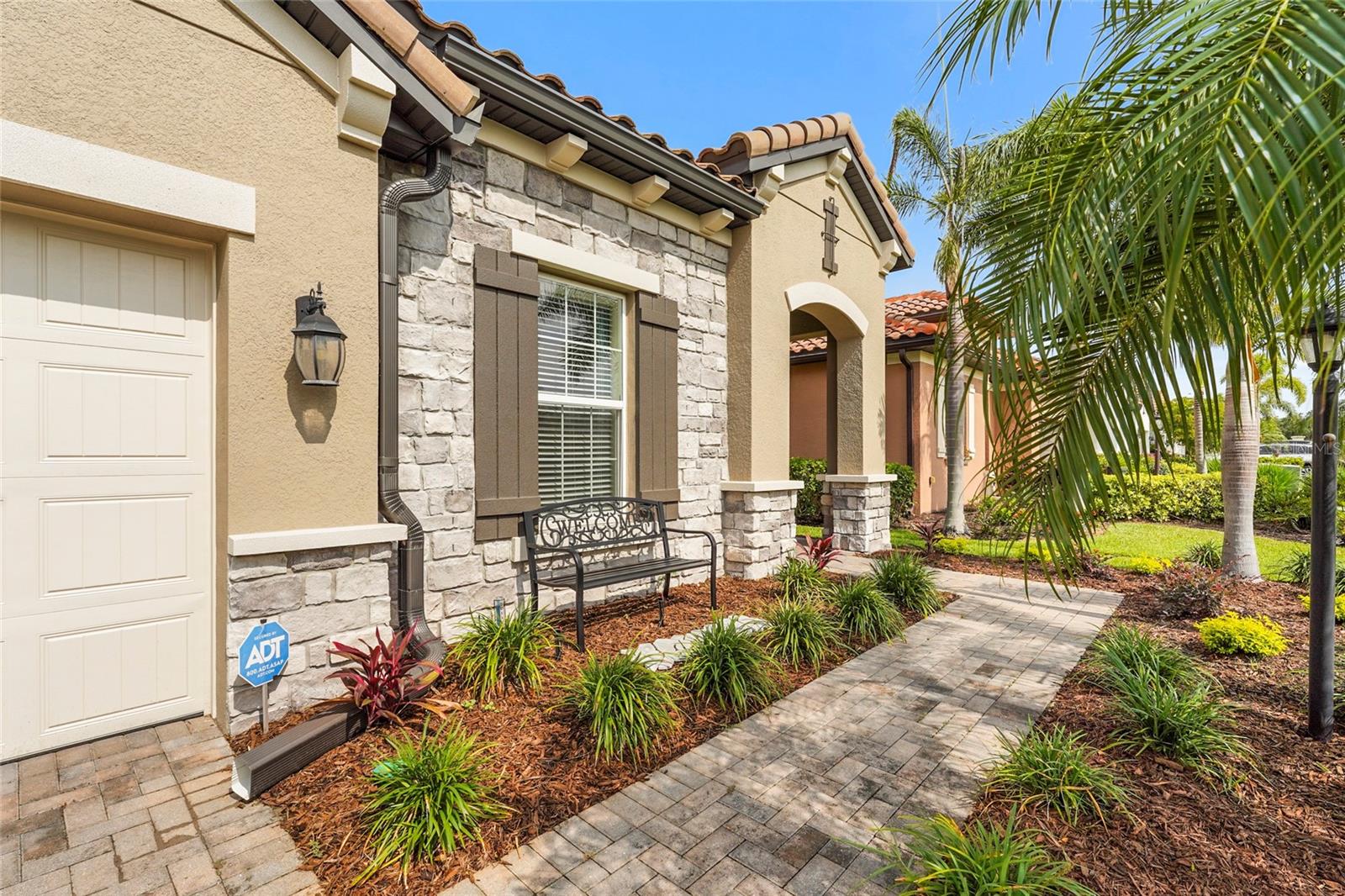 BOUGAINVILLEA PLACE - Residential