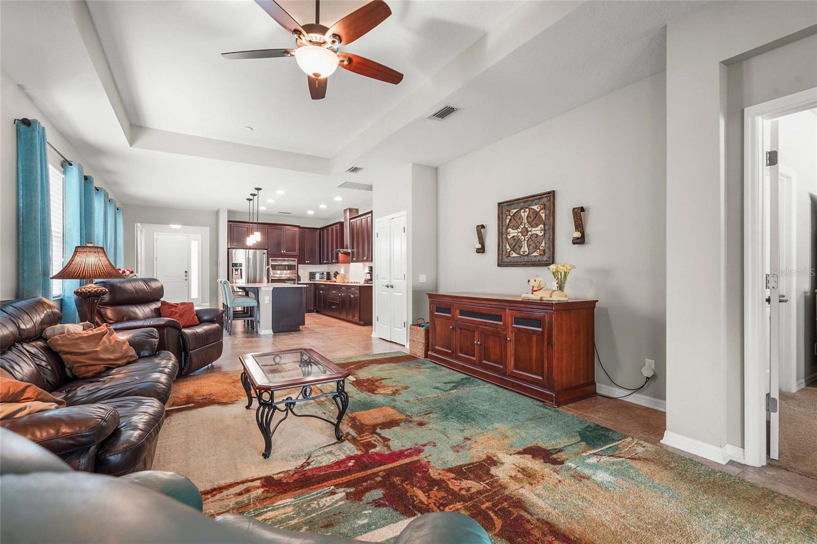 BOUGAINVILLEA PLACE - Residential