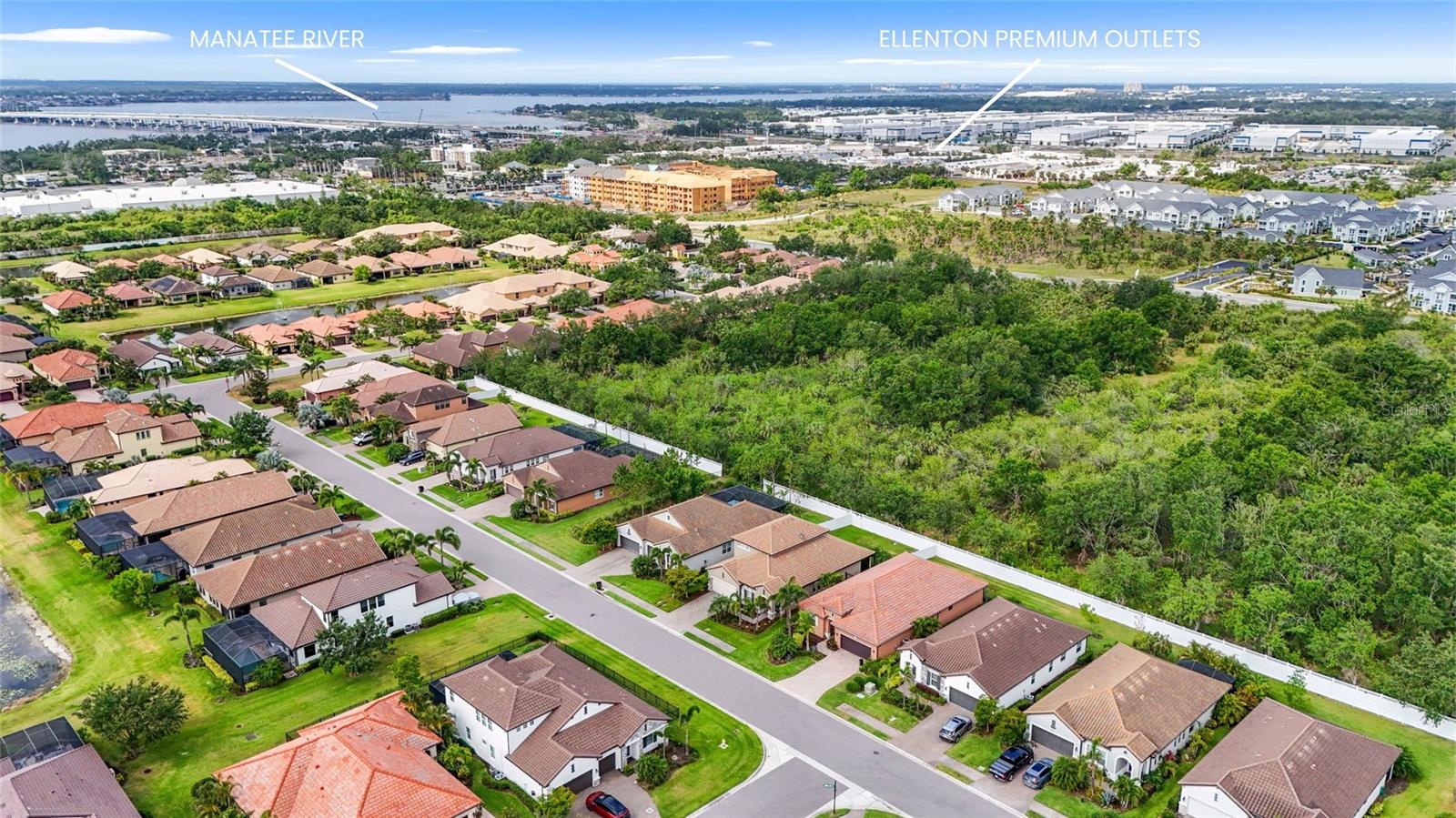BOUGAINVILLEA PLACE - Residential