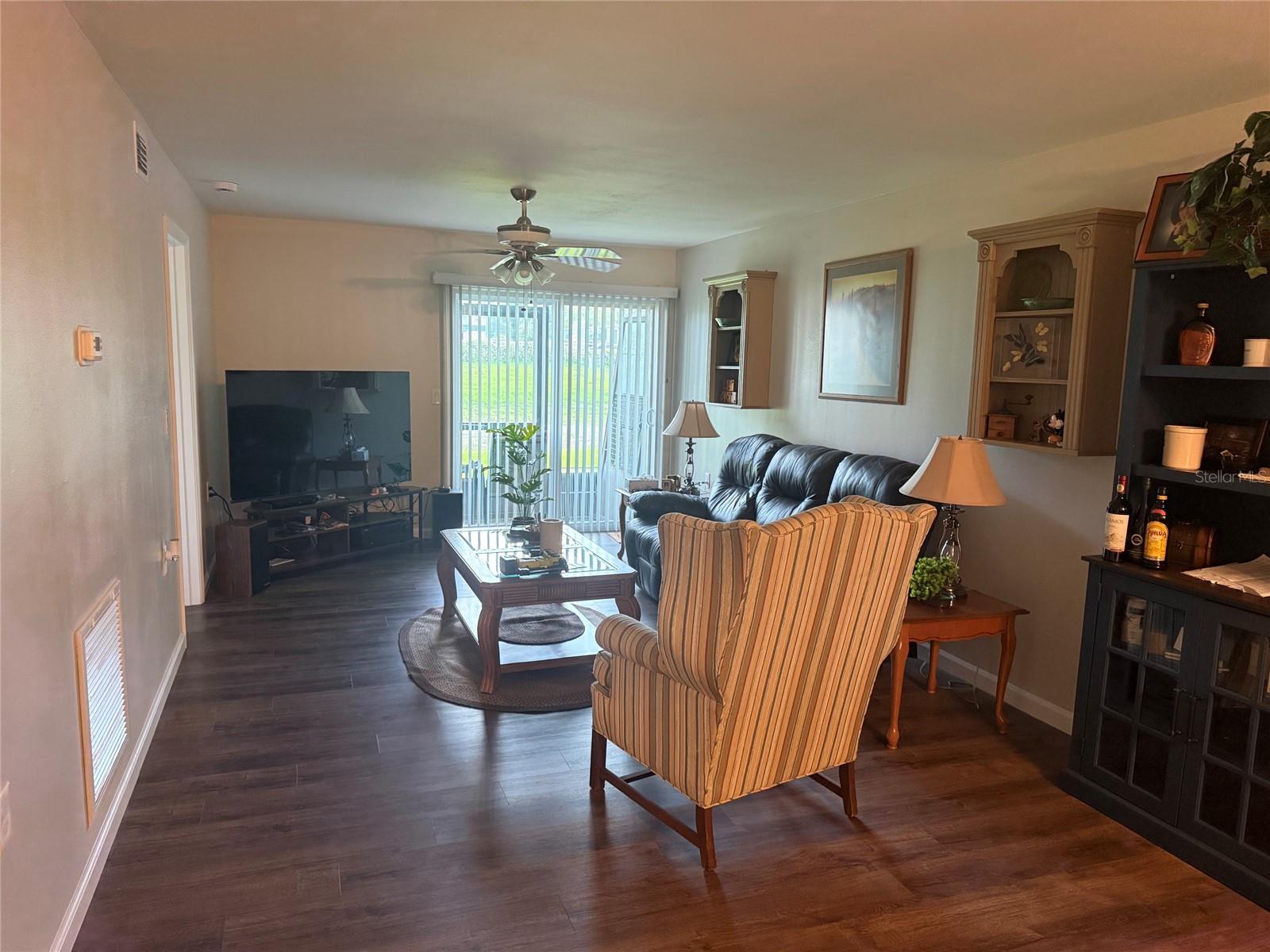 TALIA CONDO - Residential