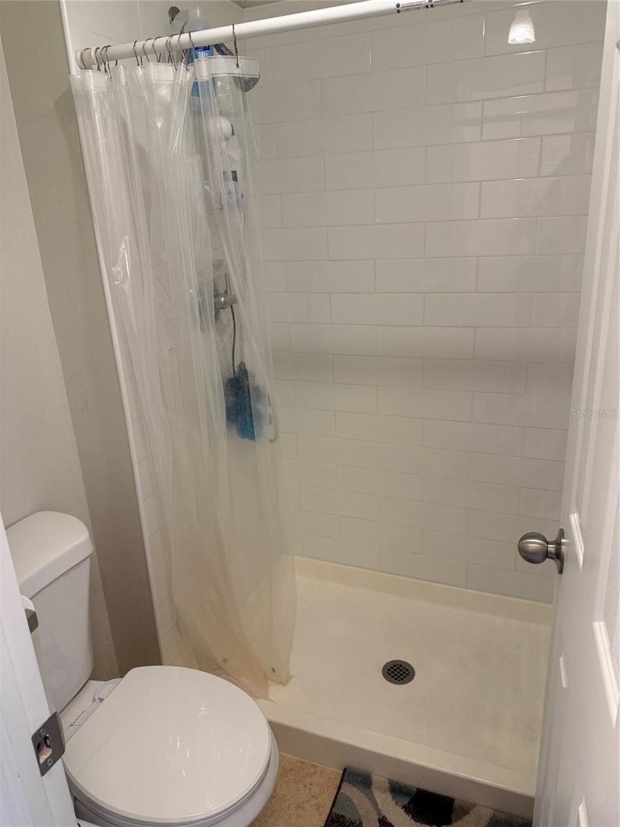 TALIA CONDO - Residential
