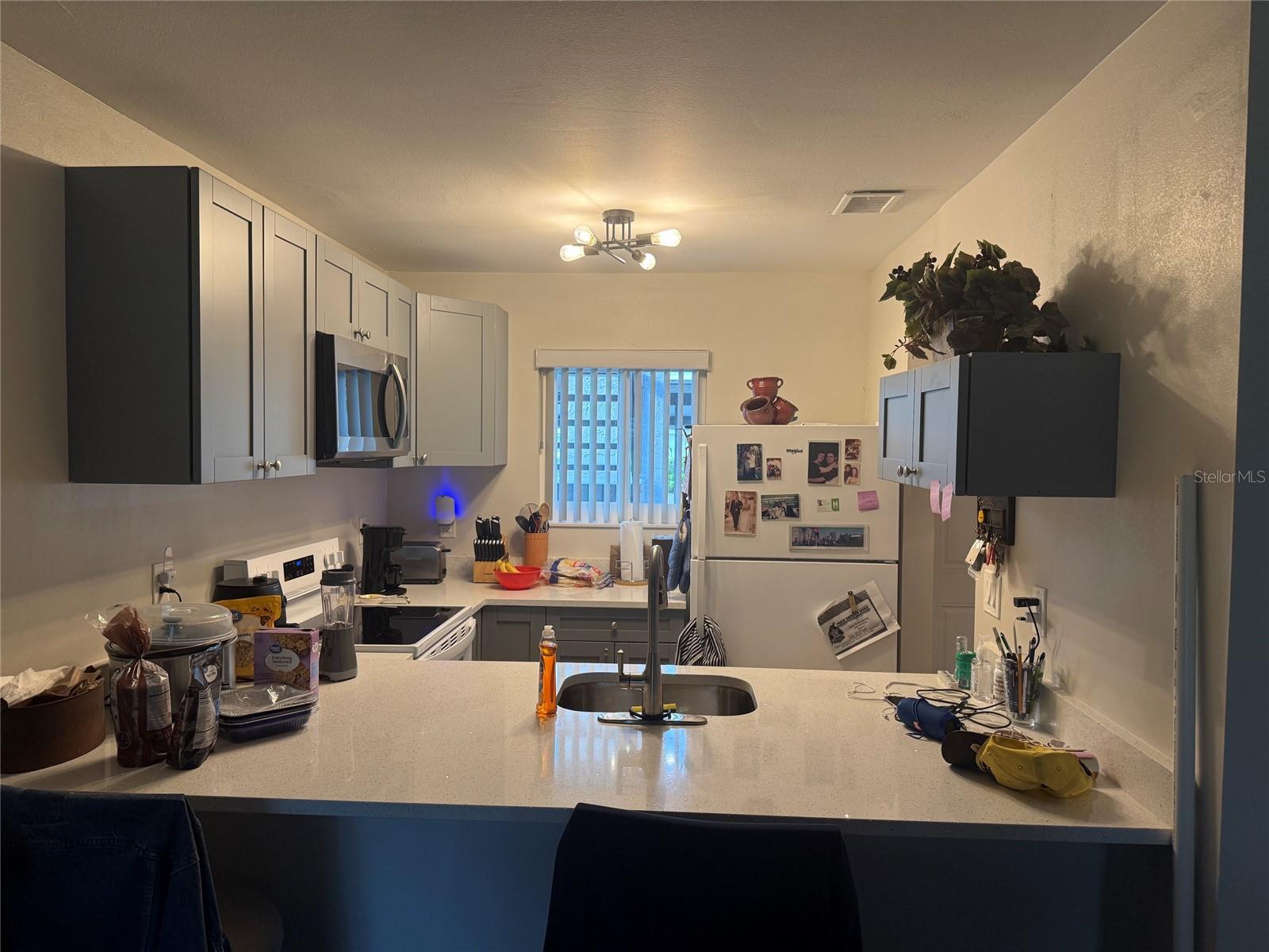 TALIA CONDO - Residential
