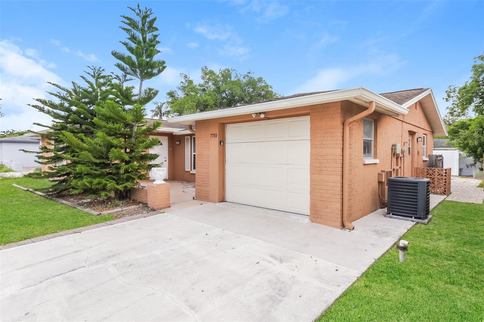 PALM TERRACE GARDENS - Residential