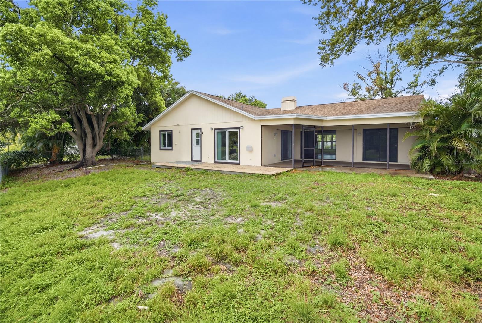 LAKE PARK UNIT IV - Residential