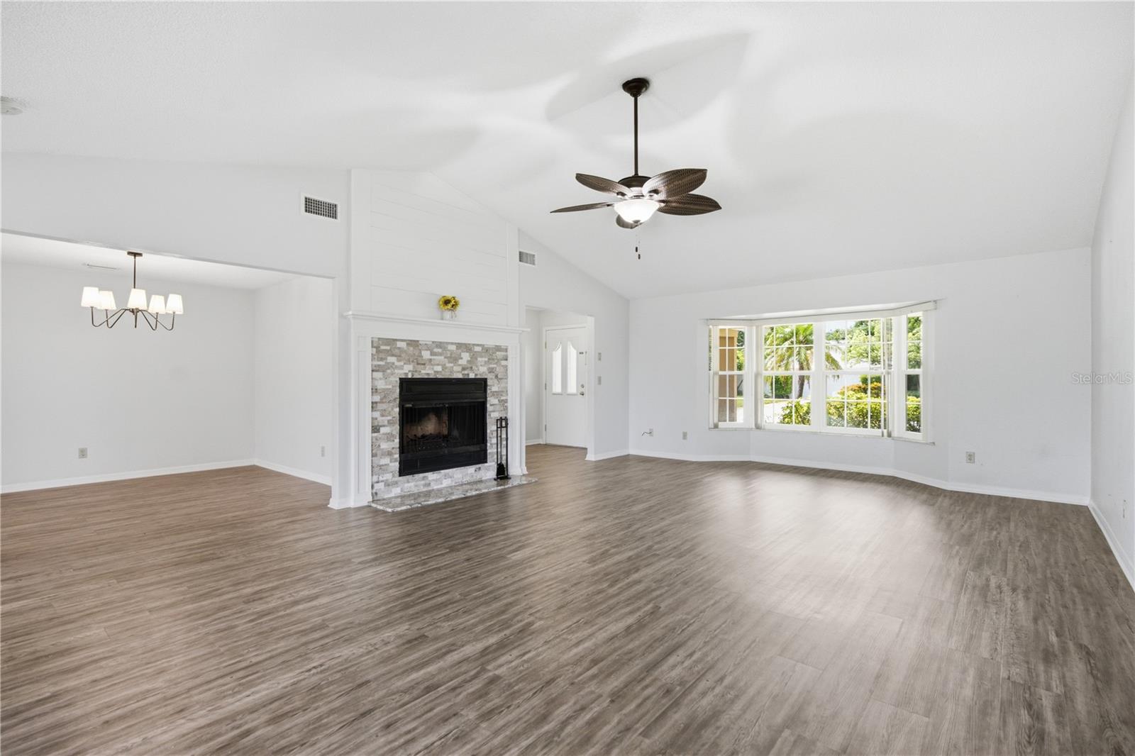 LAKE PARK UNIT IV - Residential