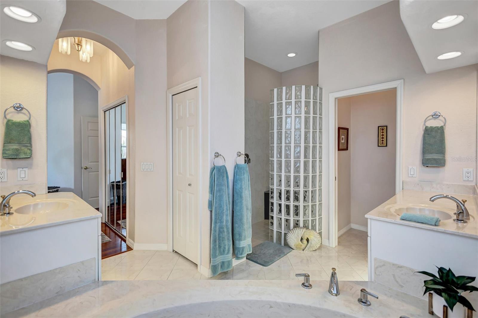 RIVERDALE REV - Residential