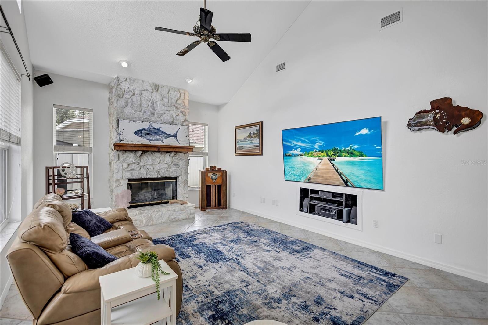 RIVERDALE REV - Residential