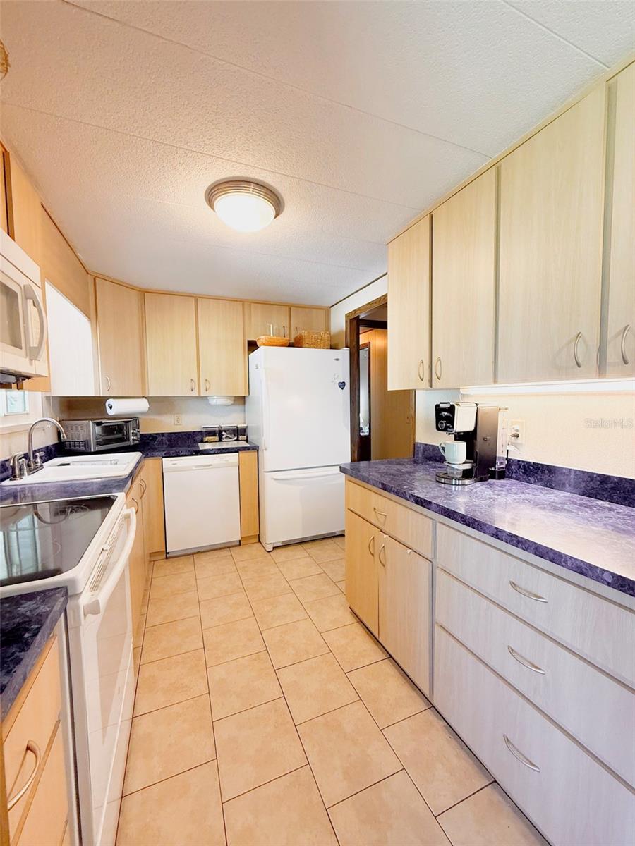 WESTERN SHORES SECOND ADD - Residential